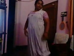 आया नील्सन हिंदी मूव ...