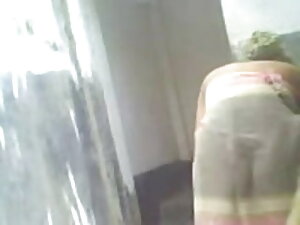 गोरा एन हिंदी सेक्सी ...